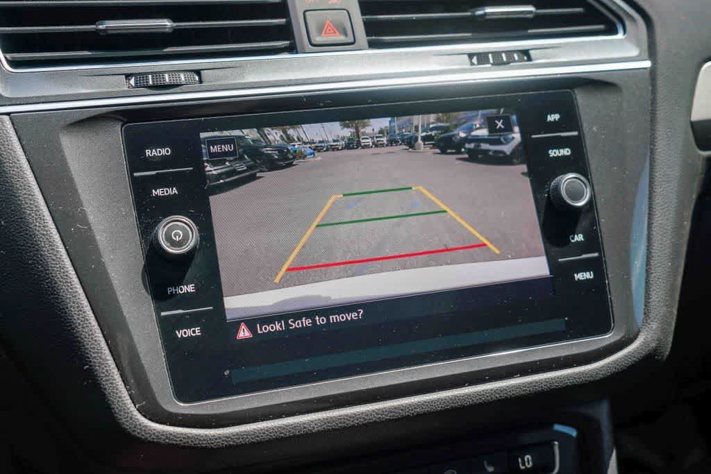 Used 2019 Volkswagen Tiguan SE w/ Panoramic Sunroof Package FWD image 22