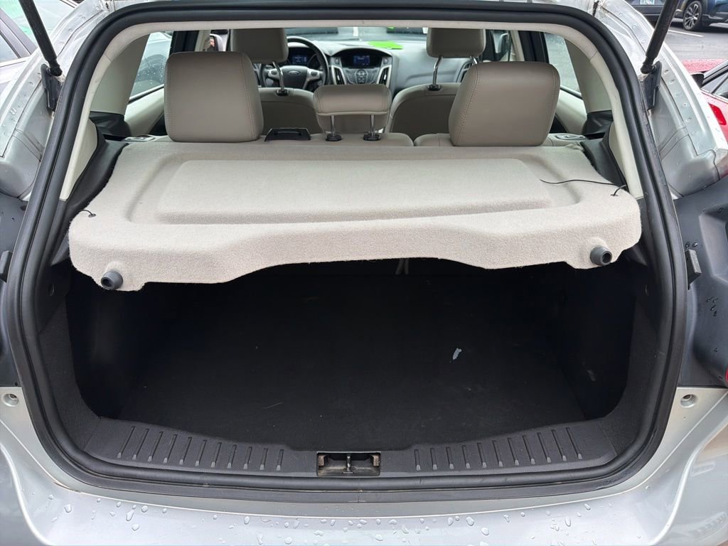 Used 2012 Ford Focus SEL FWD image 7