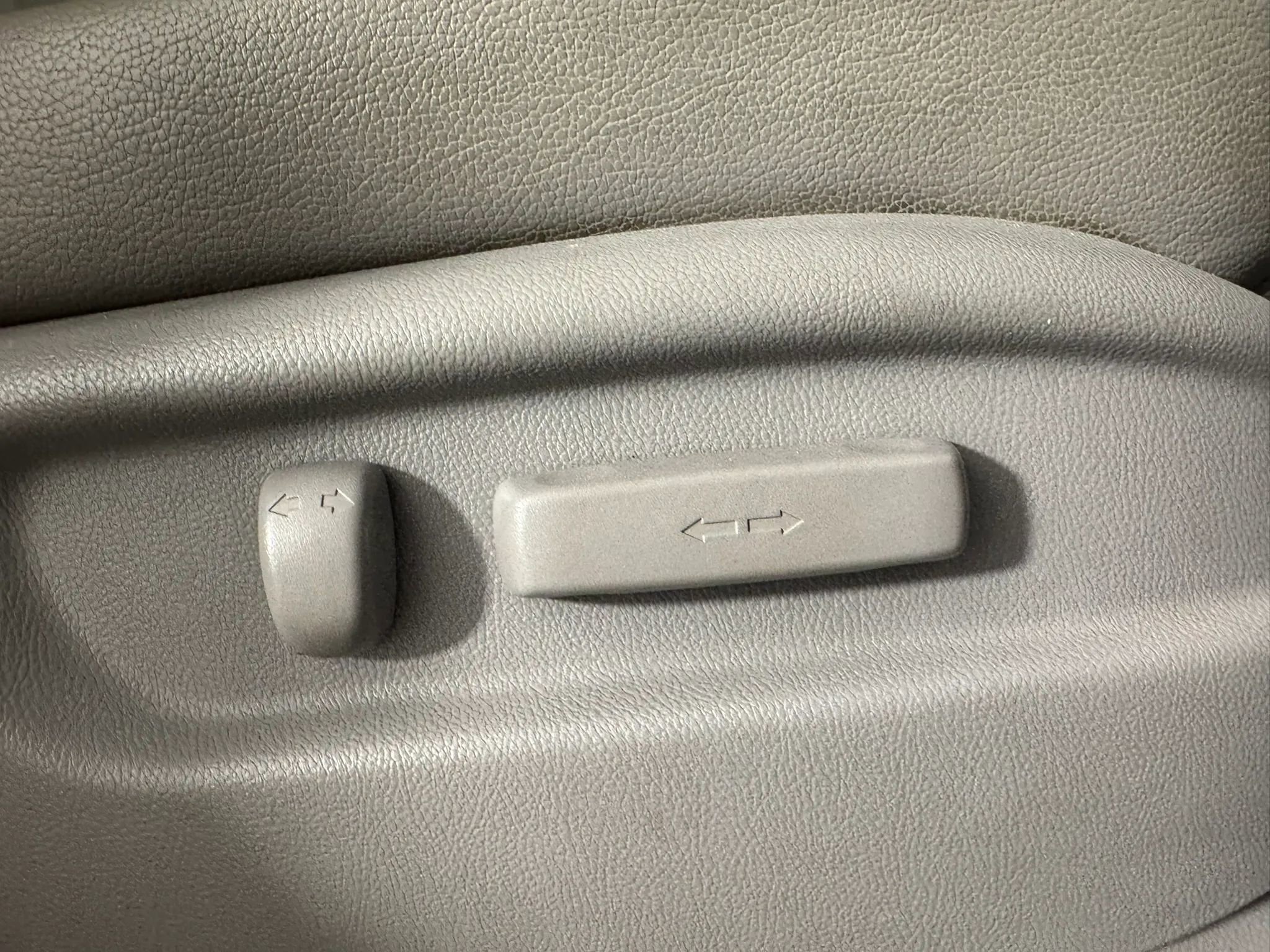 Used 2015 Honda Odyssey EX-L image 36