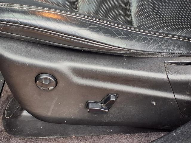 Used 2015 Jeep Grand Cherokee Limited w/ Luxury Group II image 4