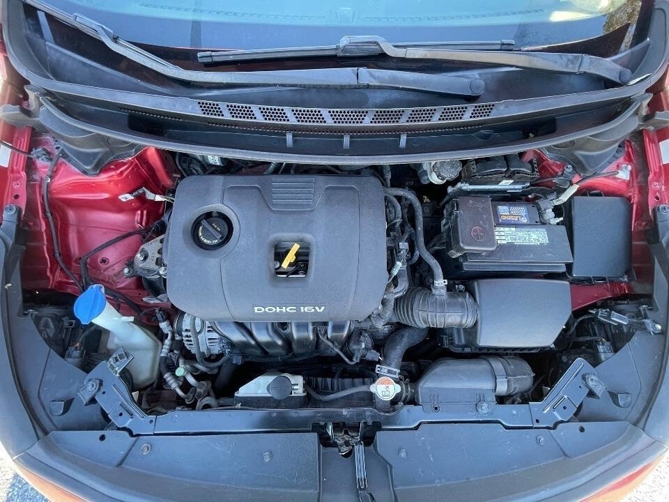 Used 2018 Kia Forte S image 36