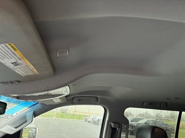 Used 2017 GMC Yukon XL SLT image 12