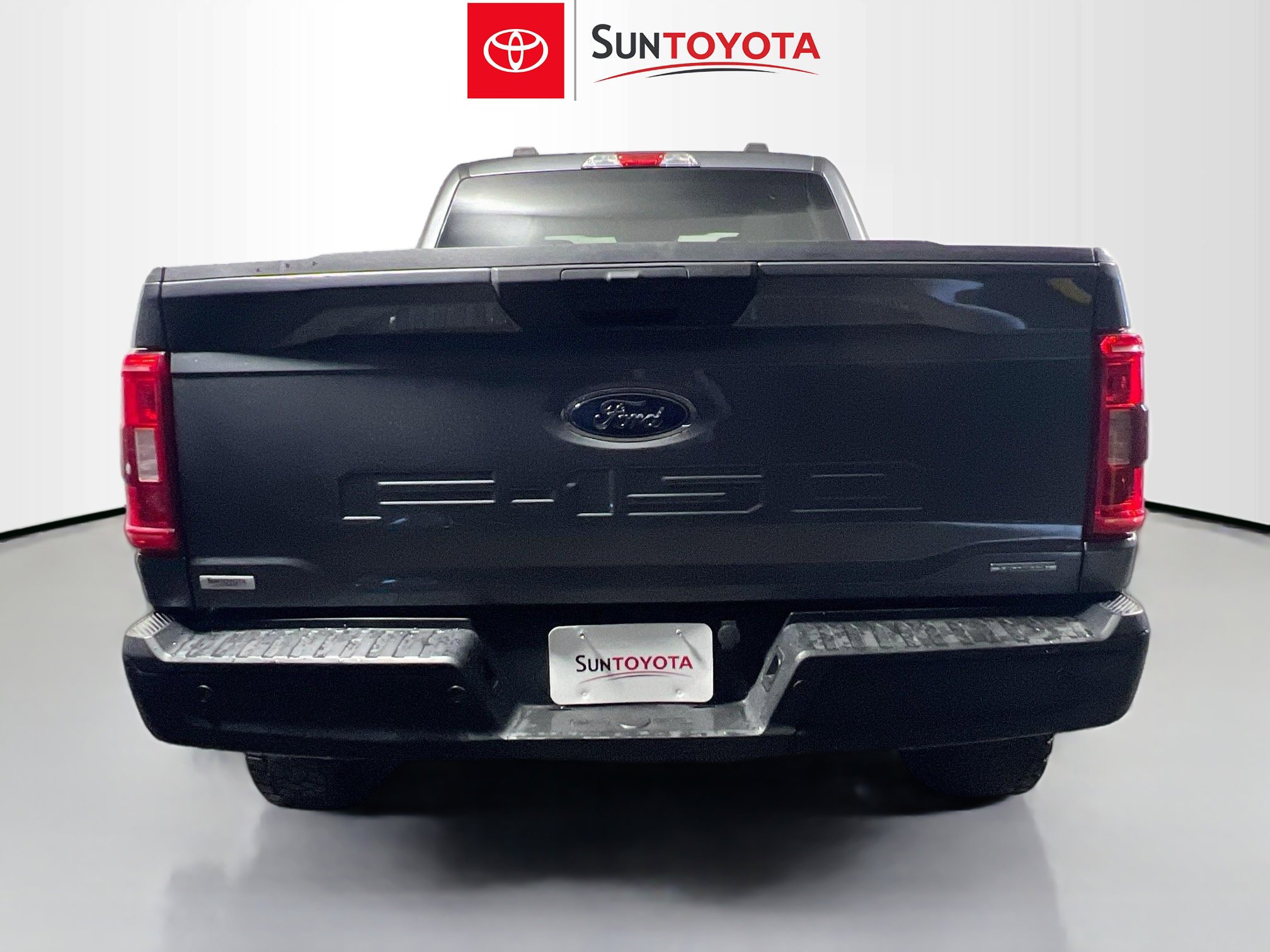 Used 2021 Ford F150 XLT image 5