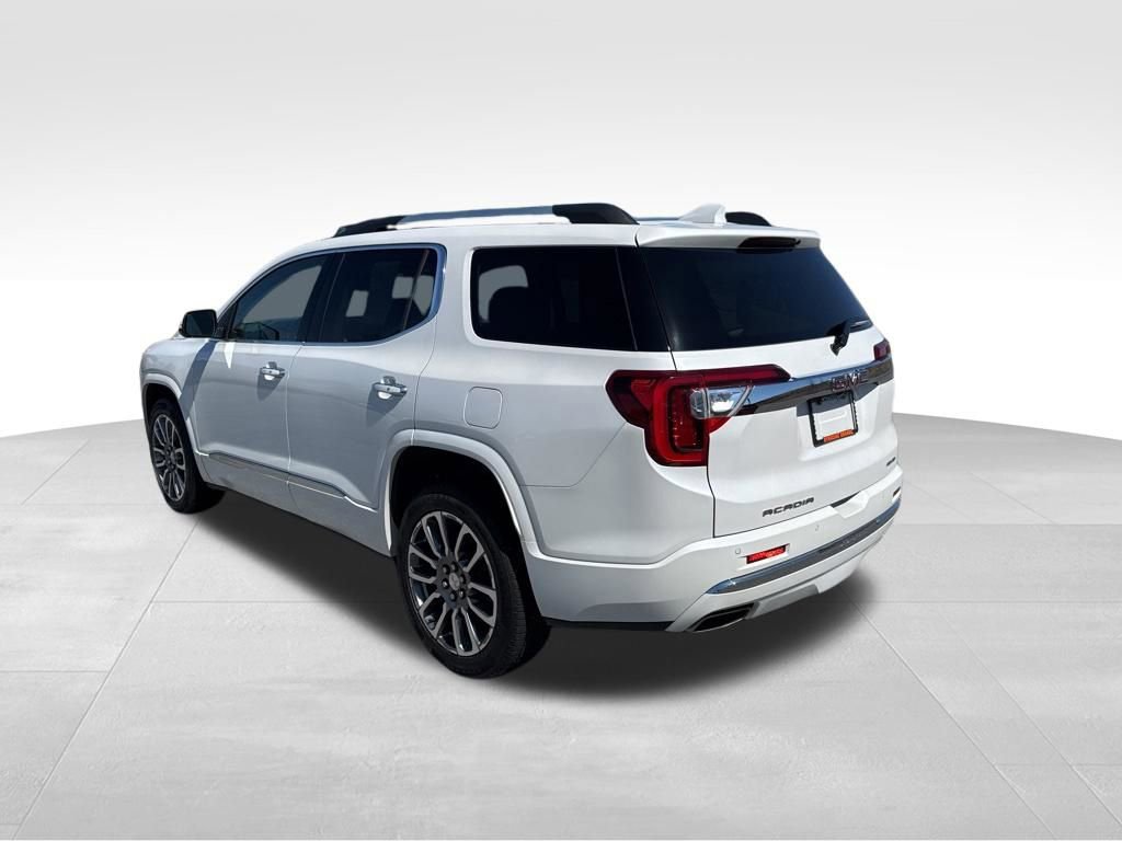 Used 2020 GMC Acadia Denali w/ Technology Package image 3