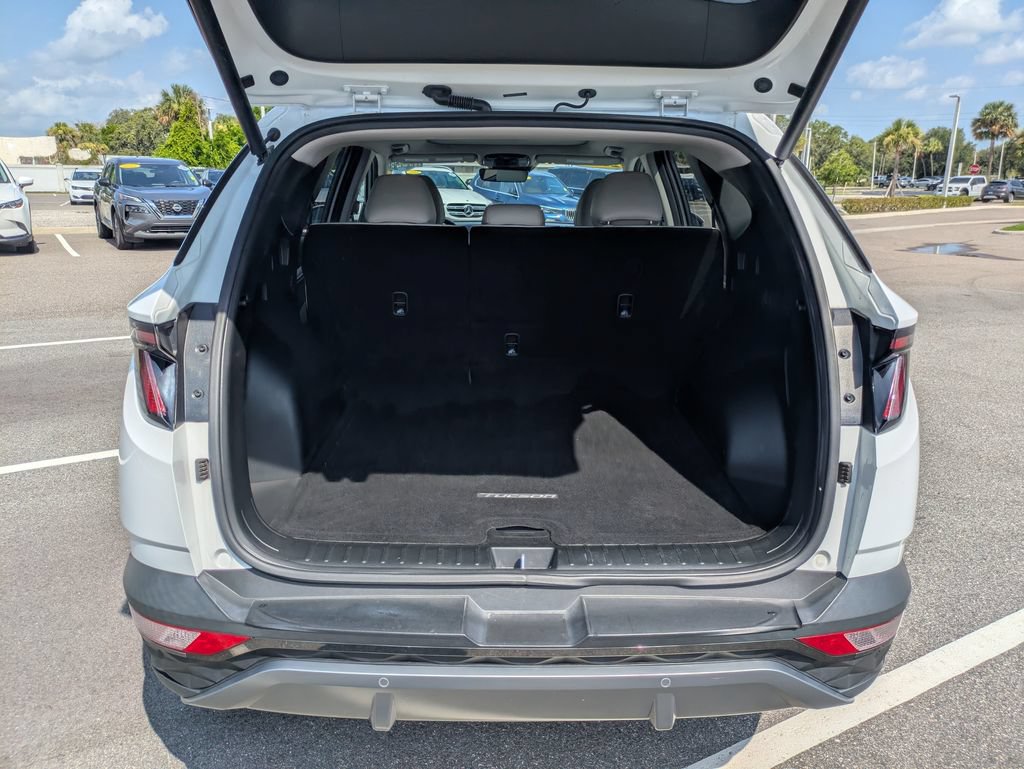 Used 2024 Hyundai Tucson Limited FWD image 13