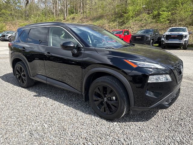 Certified 2023 Nissan Rogue SV w/ SV Premium B Package AWD/4WD image 7