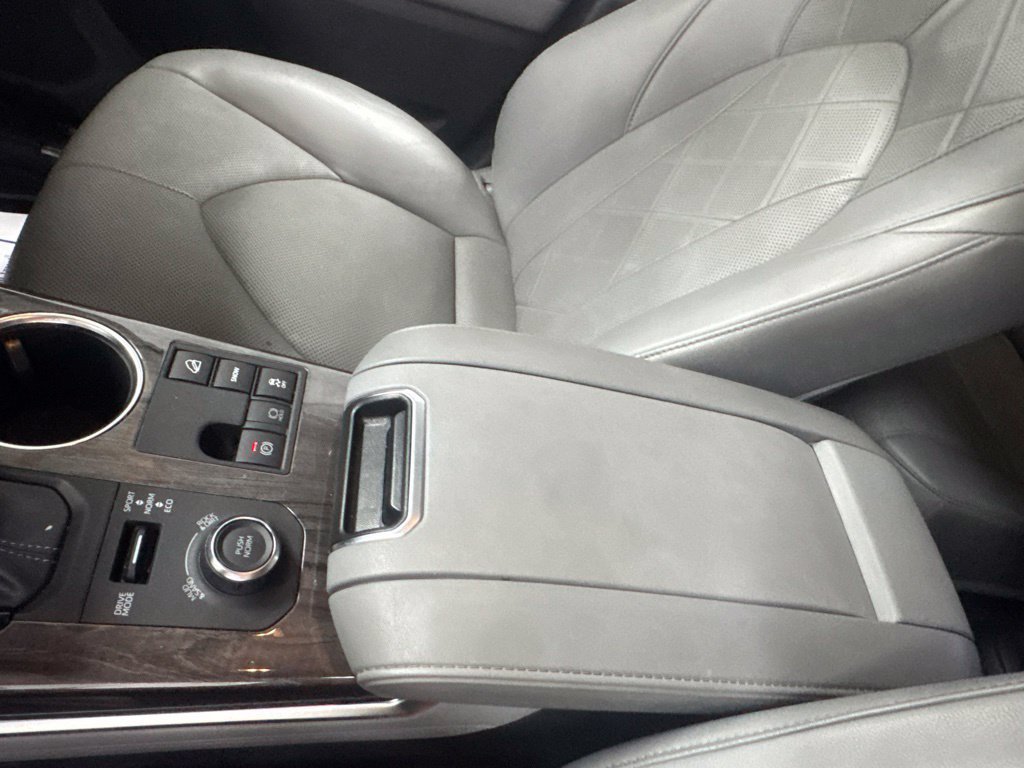 Used 2023 Toyota Highlander Platinum AWD/4WD image 21