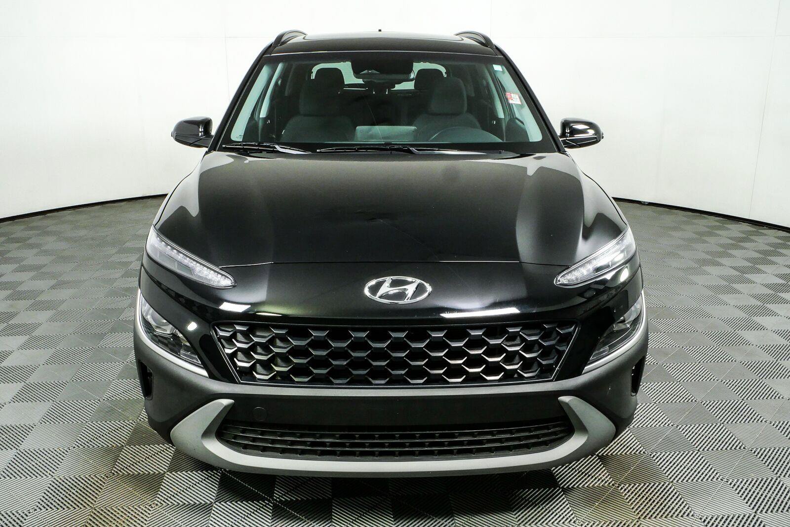 Used 2023 Hyundai Kona SEL w/ Convenience Package FWD image 26