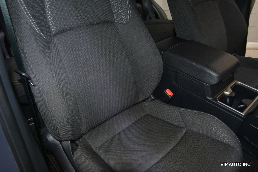 Used 2025 Toyota 4Runner SR5 AWD/4WD image 20