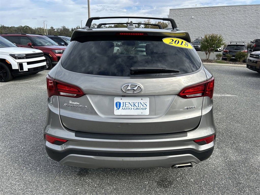 Used 2018 Hyundai Santa Fe Sport w/ 2.4L Tech Package 04 image 11
