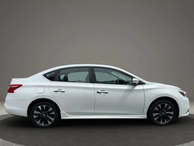 Used 2017 Nissan Sentra SR w/ Driver's Assist Package FWD image 4