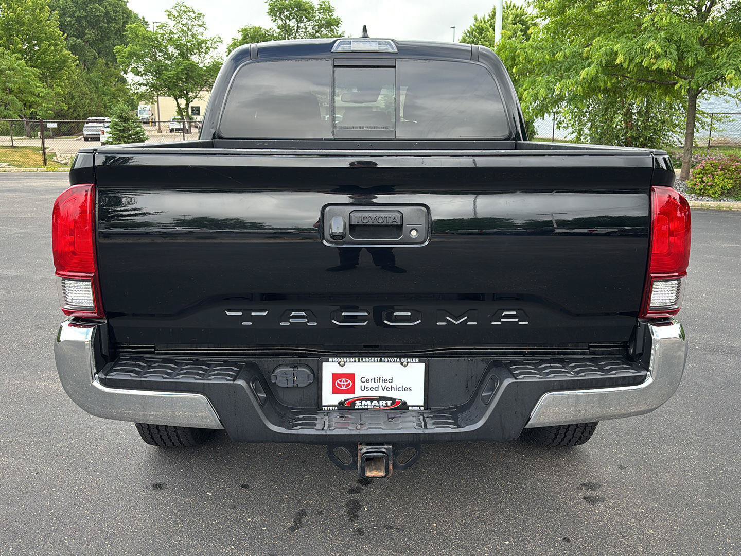 Used 2019 Toyota Tacoma TRD Off-Road AWD/4WD image 11