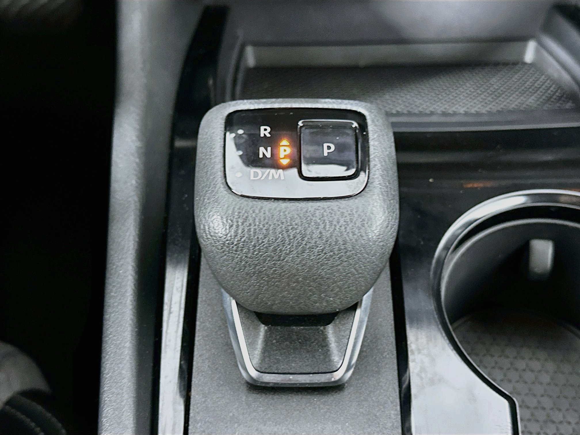 Used 2023 Nissan Rogue SV FWD image 25