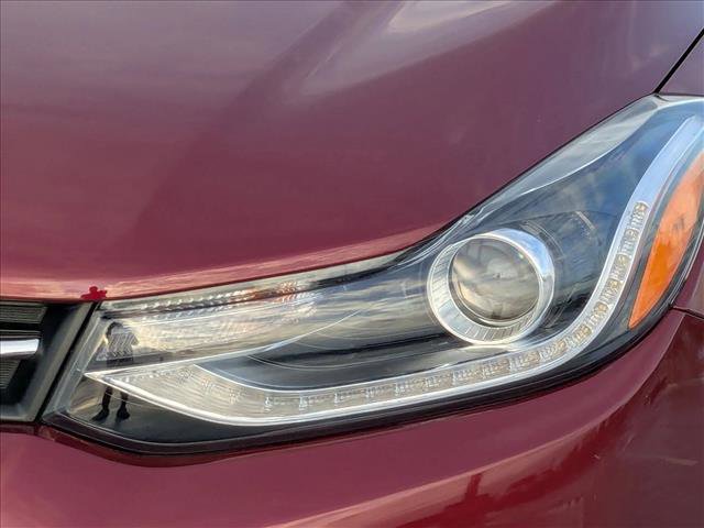 Used 2022 Chevrolet Trax LT w/ Sport Edition FWD image 9