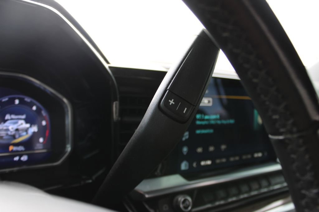 Used 2024 Chevrolet Silverado 2500 LT image 37