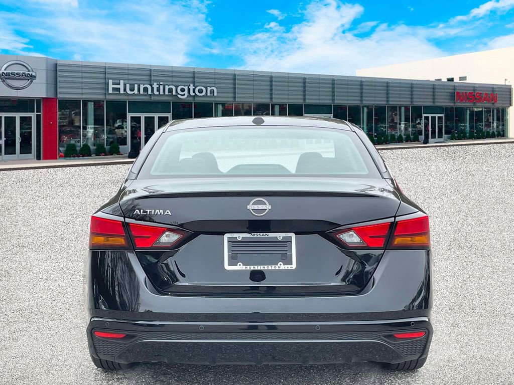 Certified 2025 Nissan Altima 2.5 S image 7