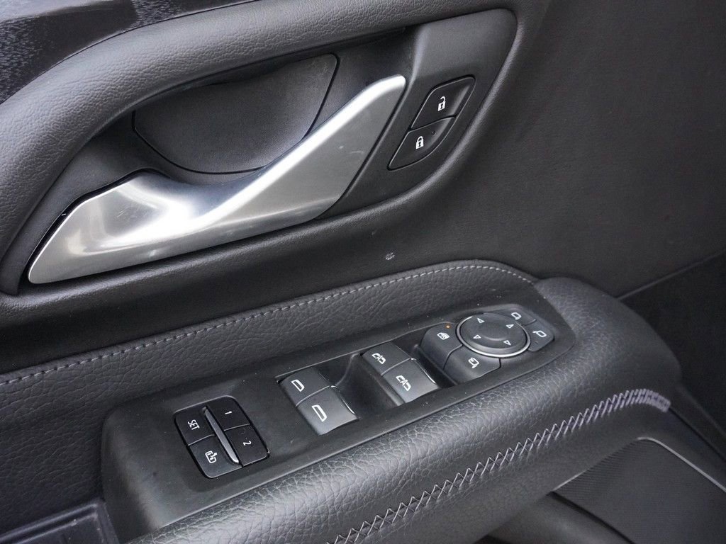 Used 2022 GMC Yukon XL Denali w/ Denali Premium Package image 43