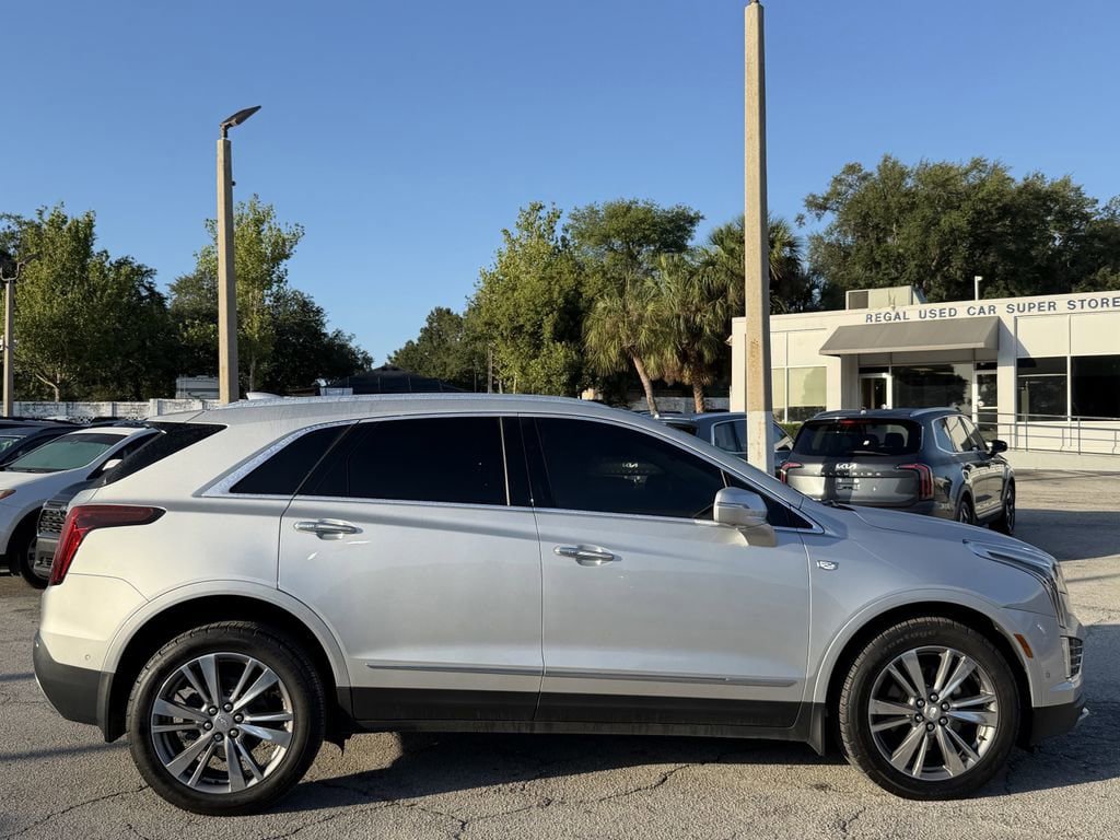 Used 2020 Cadillac XT5 Premium Luxury FWD image 4