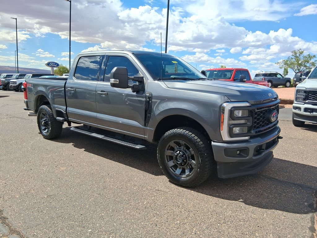 Used 2023 Ford F250 XLT w/ XLT Premium Package AWD/4WD image 7