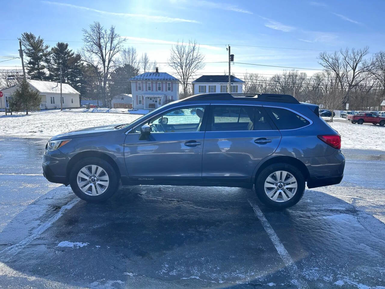 Used 2015 Subaru Outback 2.5i Premium image 5