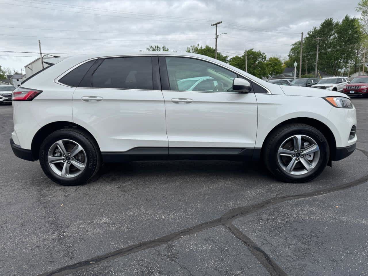 Used 2024 Ford Edge SEL w/ Convenience Package AWD/4WD image 11