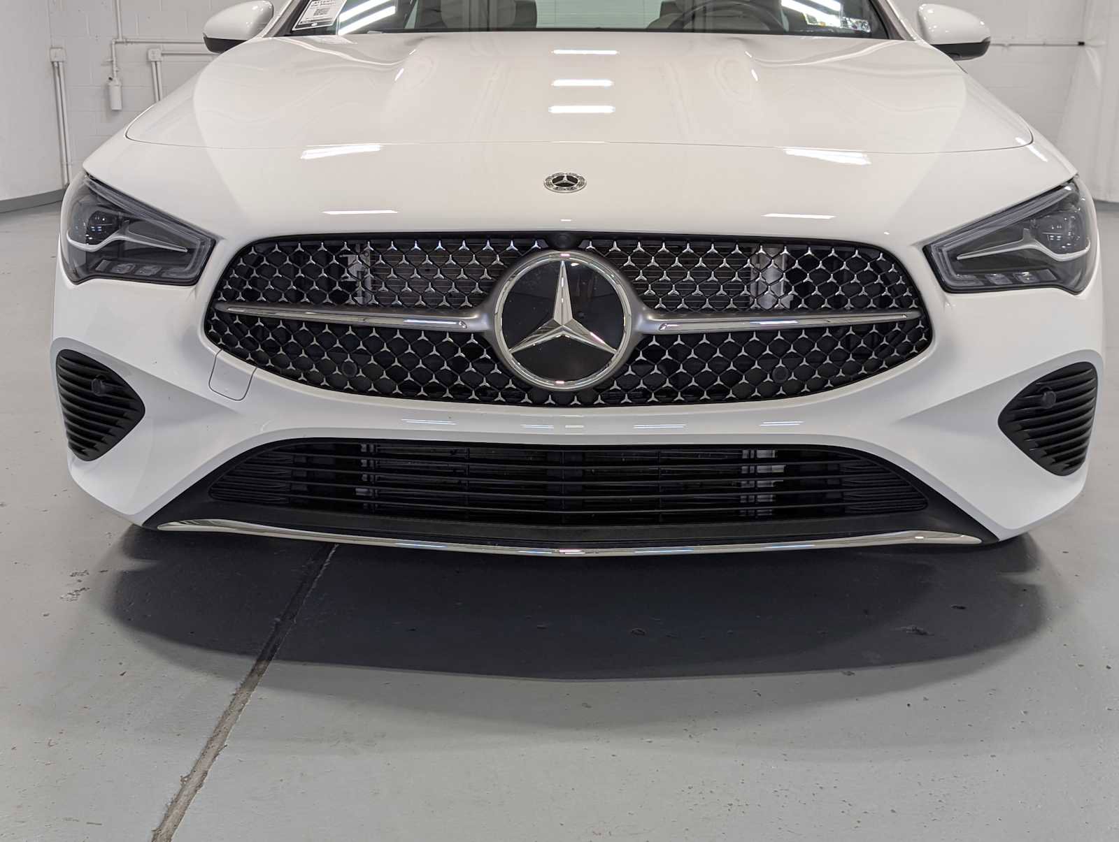 Certified 2025 Mercedes-Benz CLA 250 4MATIC image 2