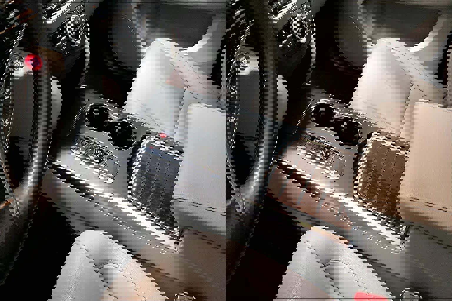 Used 2017 Acura MDX SH-AWD image 15