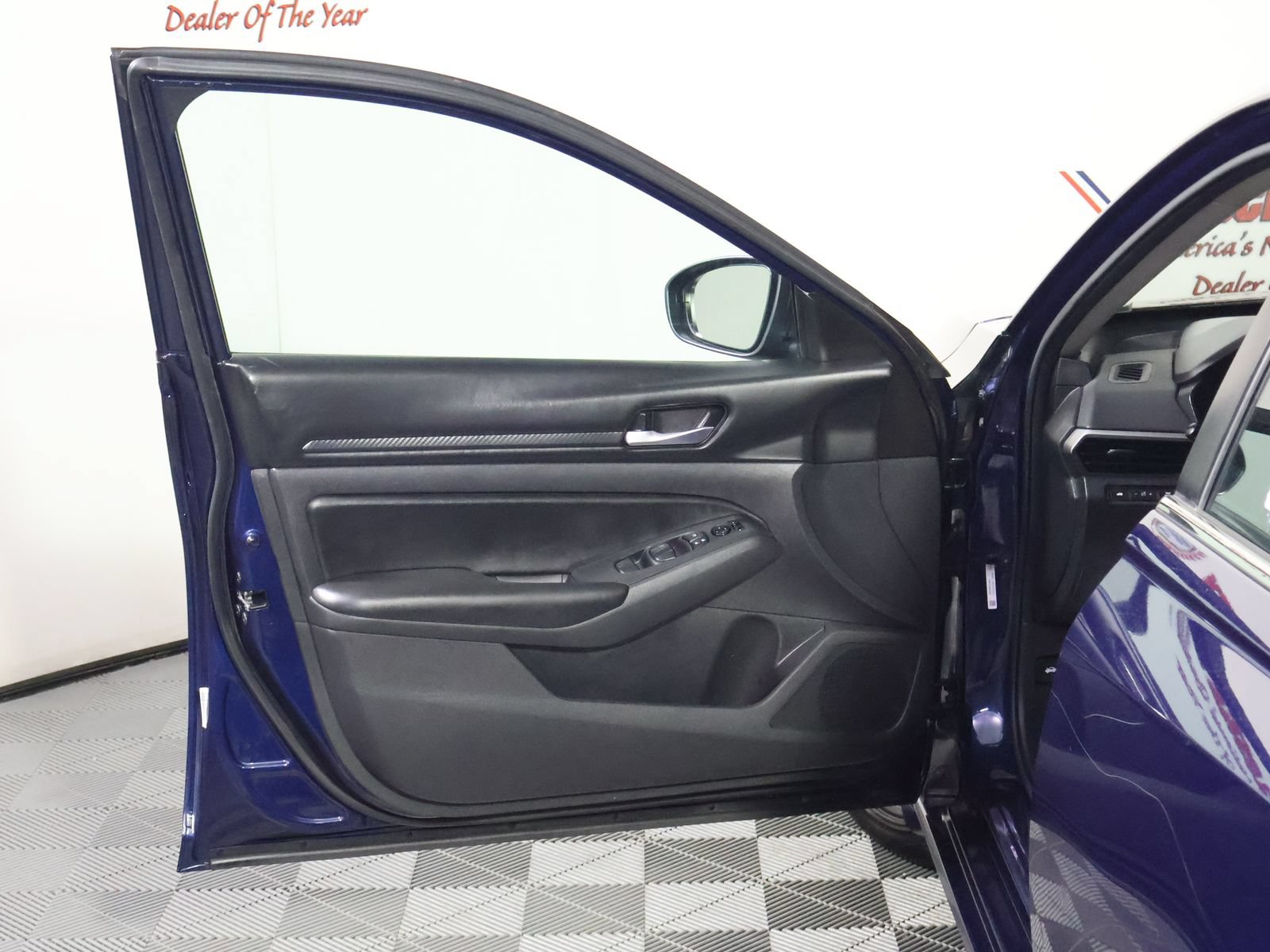 Used 2021 Nissan Altima 2.5 S FWD image 22