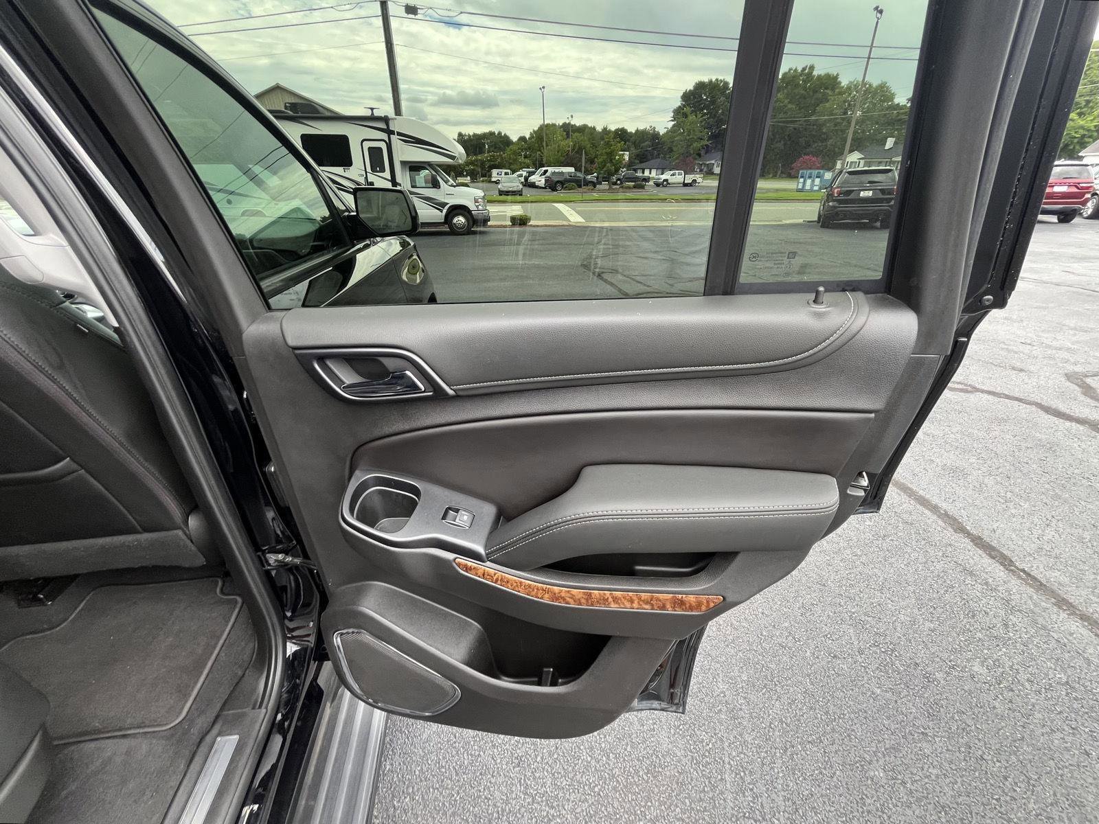 Used 2019 Chevrolet Tahoe Premier image 15