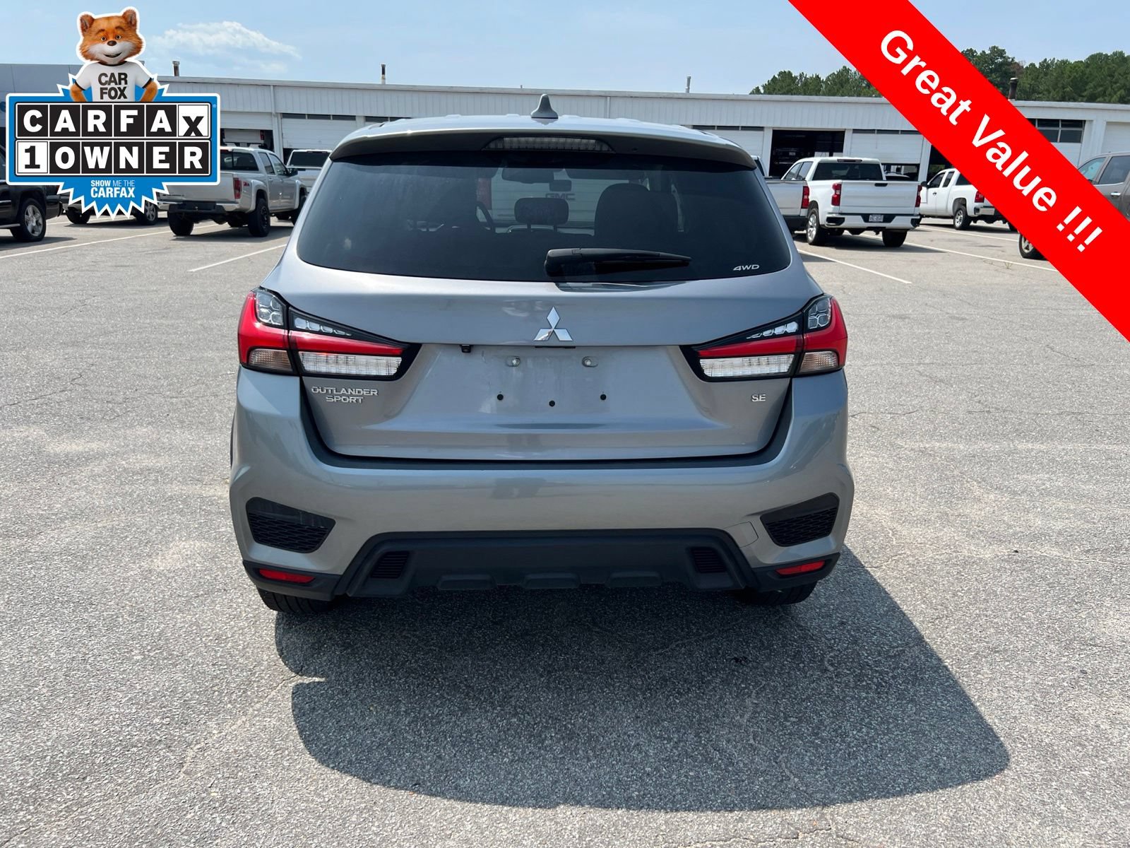 Used 2024 Mitsubishi Outlander Sport SE AWD/4WD image 4
