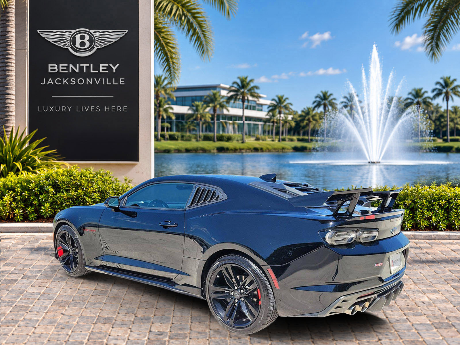 Used 2022 Chevrolet Camaro LT w/ Redline Edition RWD image 2