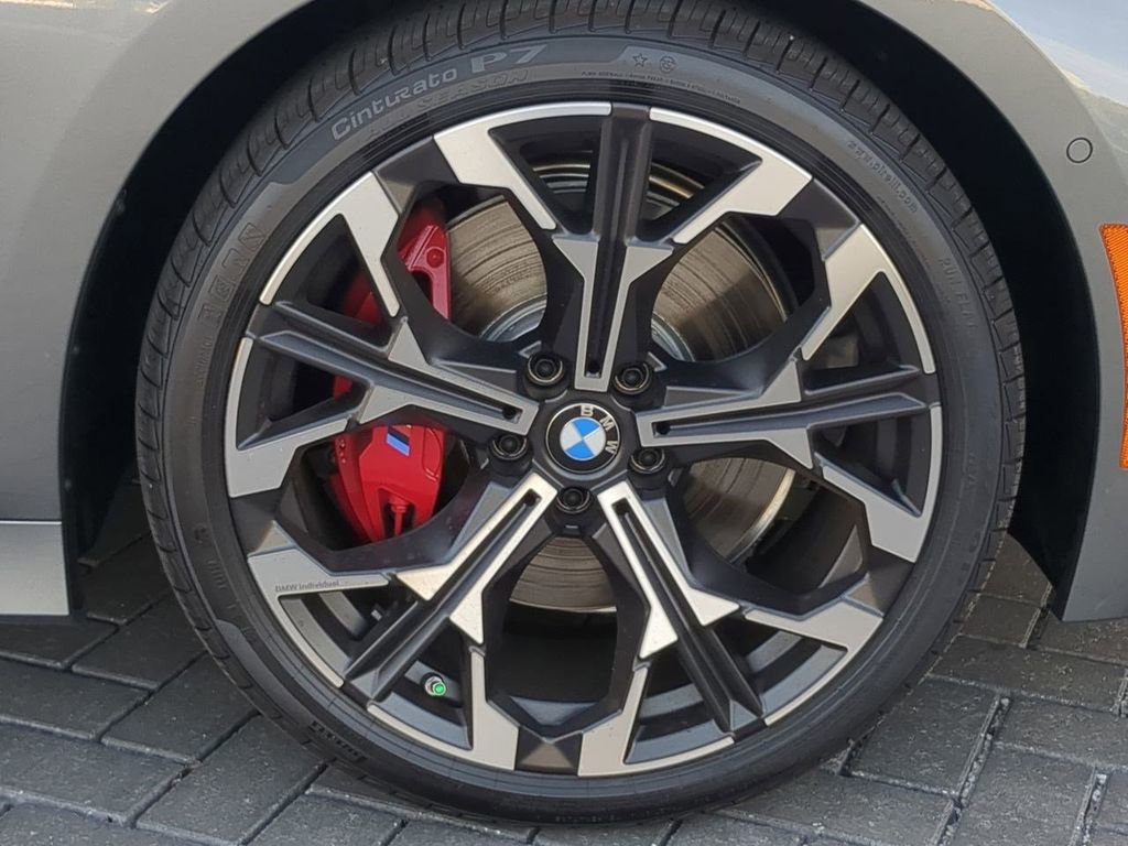 New 2026 BMW 330i Sedan w/ M Sport Package image 11