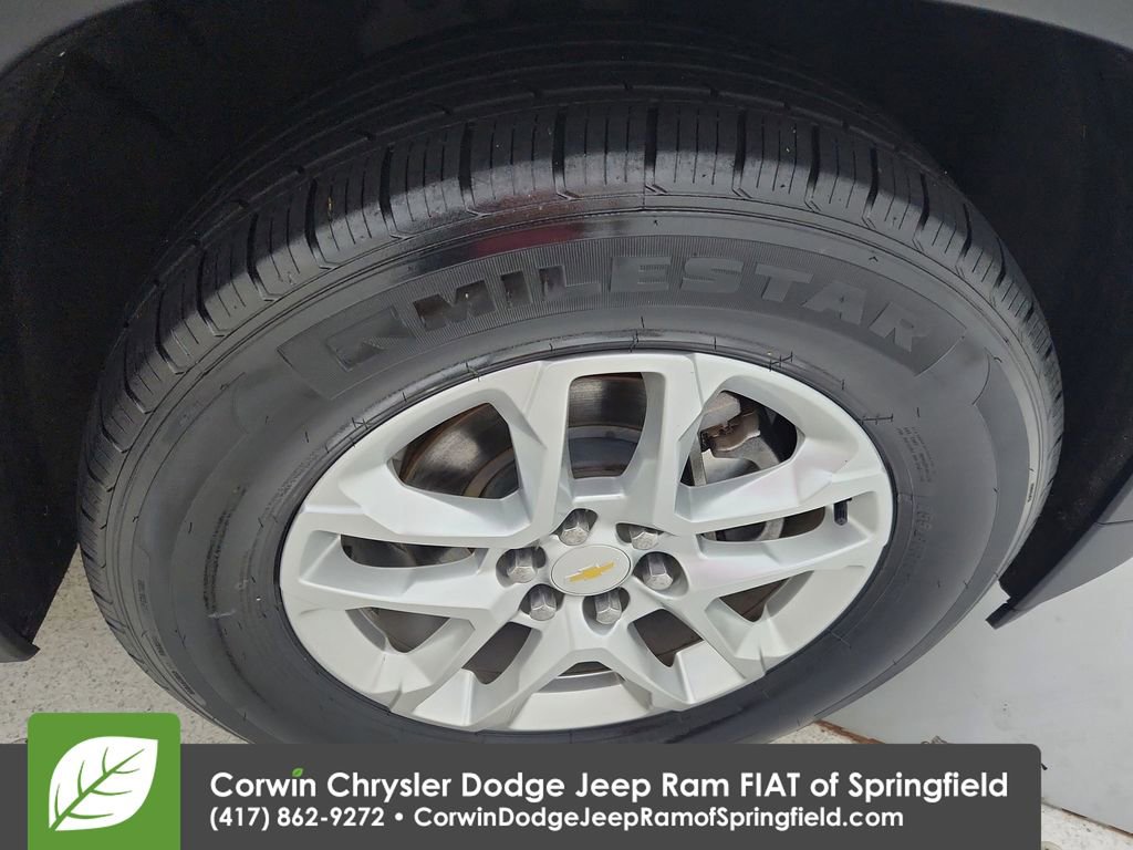 Used 2020 Chevrolet Traverse LT w/ Driver Confidence II Package AWD/4WD image 32