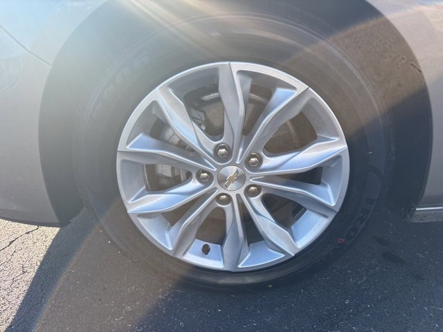 Used 2024 Chevrolet Malibu LT image 19