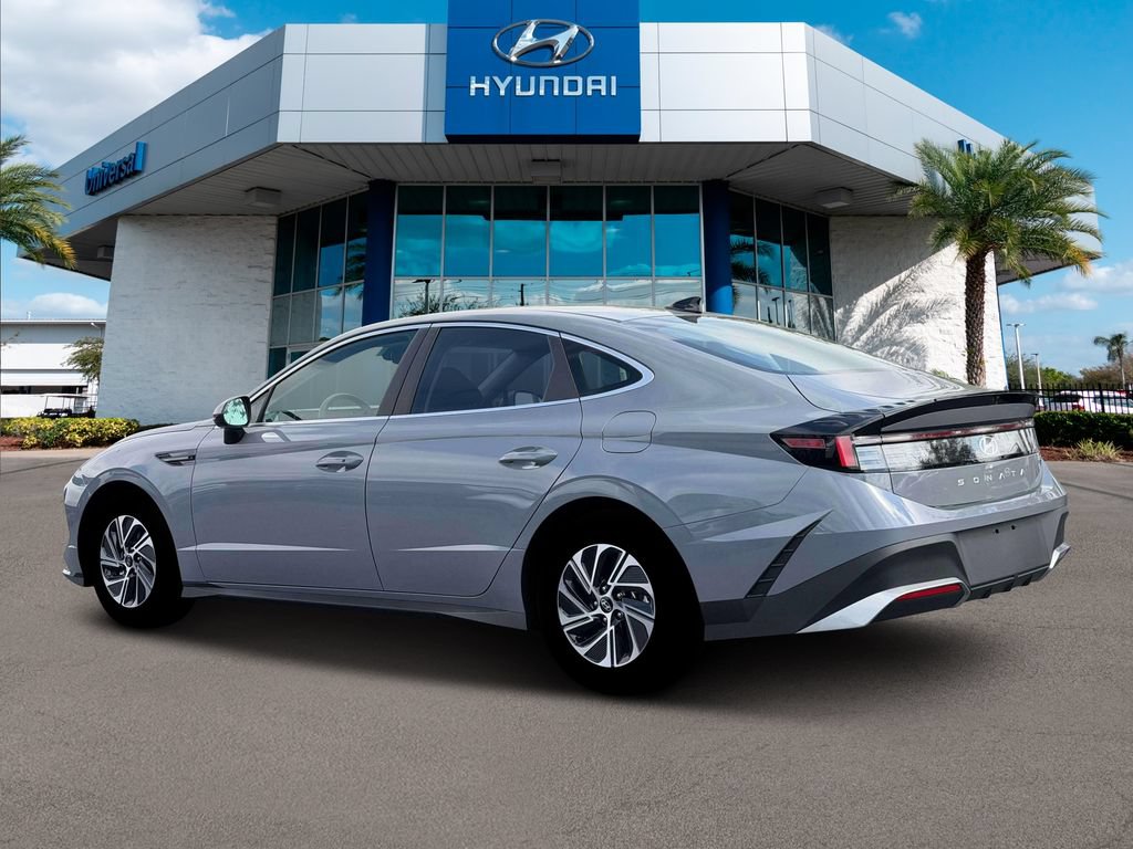 New 2026 Hyundai Sonata Blue FWD image 5