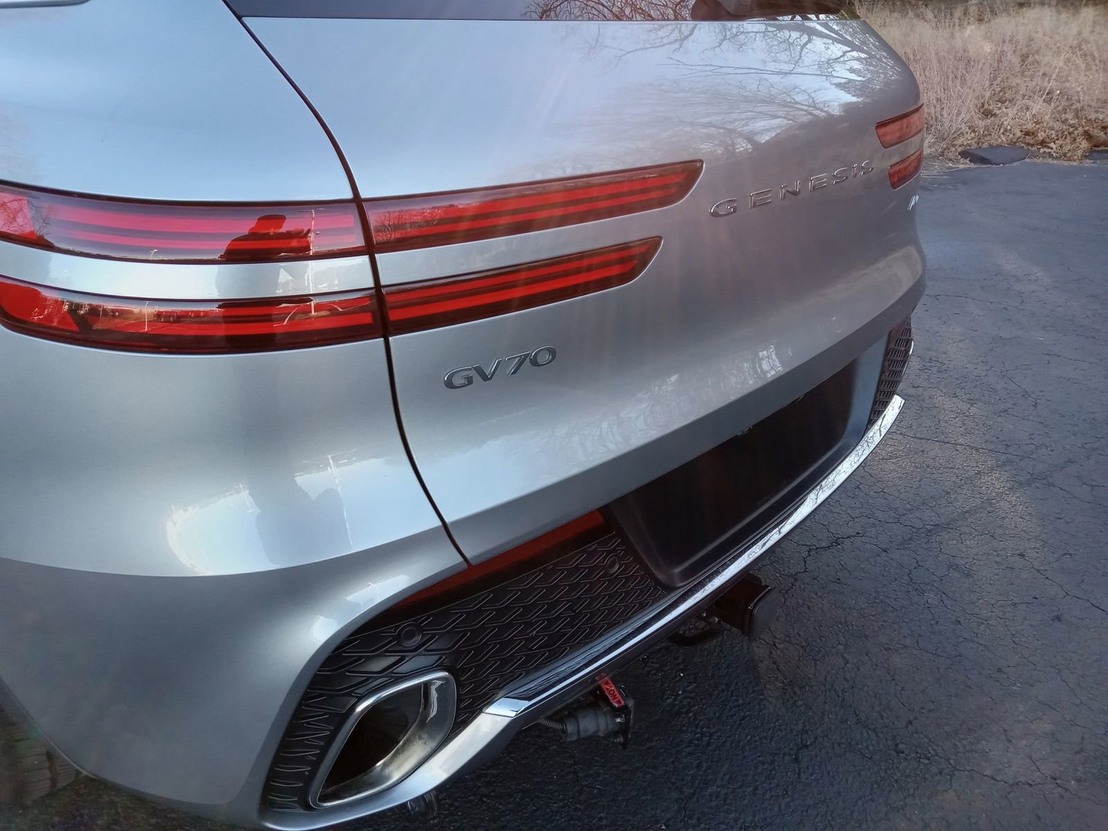 Used 2024 Genesis GV70 2.5T w/ Select Package image 8