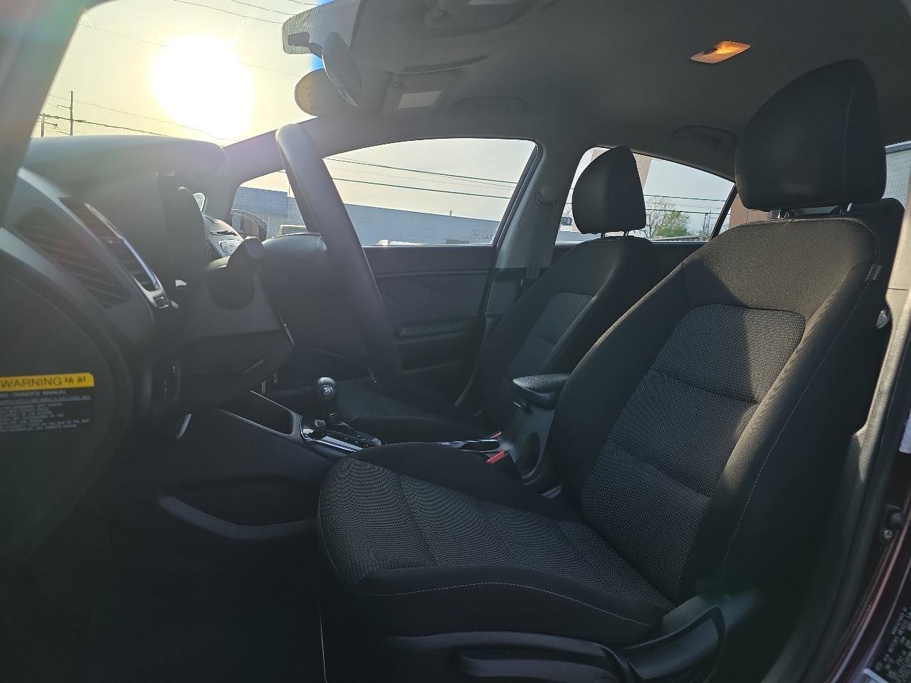 Used 2017 Kia Forte LX image 11