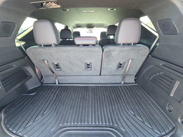 Used 2024 Chevrolet Traverse Z71 image 14