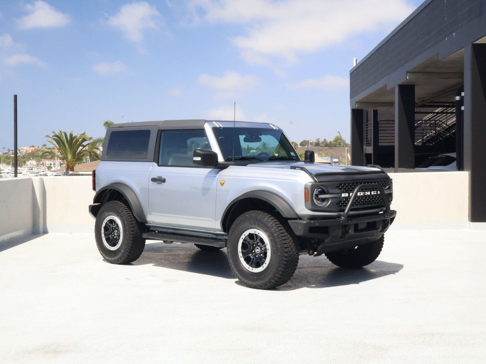 Used 2023 Ford Bronco Badlands w/ Sasquatch Package AWD/4WD image 6
