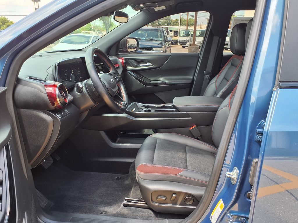 Used 2025 Chevrolet Equinox RS w/ Convenience Package III FWD image 17