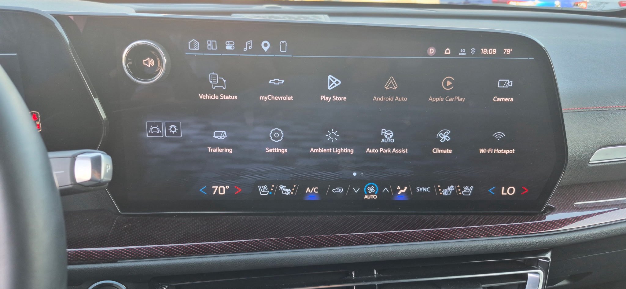 Used 2026 Chevrolet Traverse RS AWD/4WD image 12