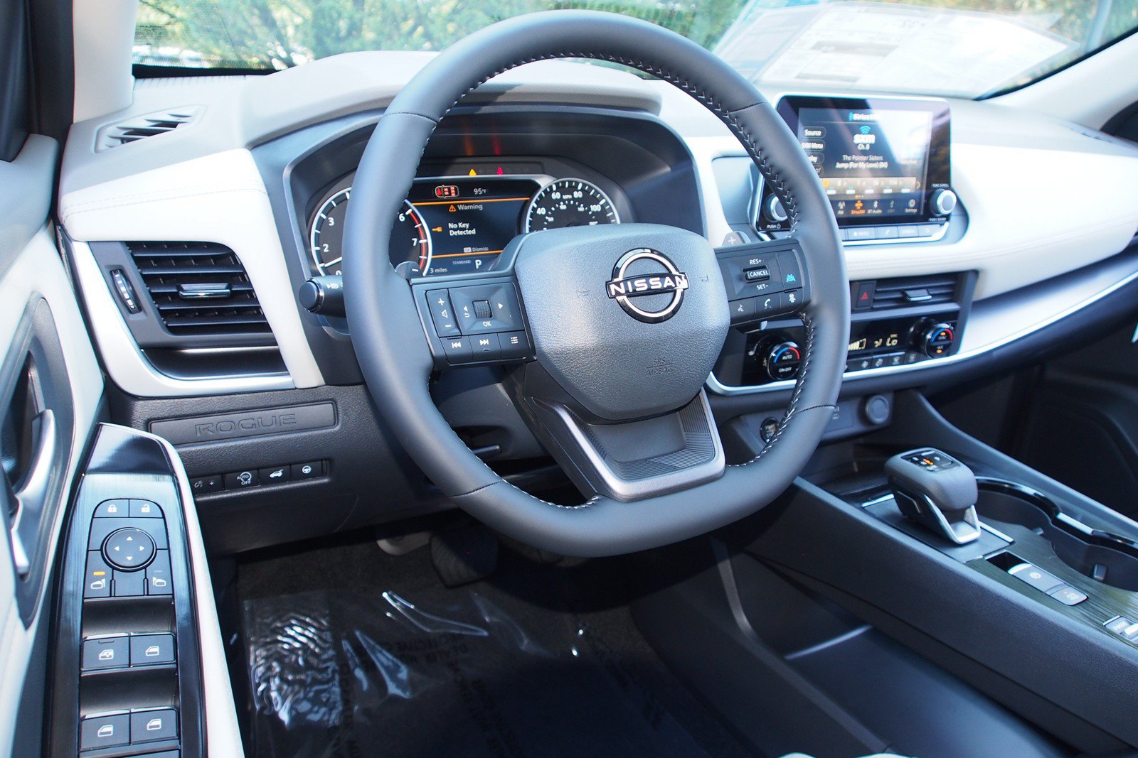 New 2026 Nissan Rogue Dark Armor FWD image 15