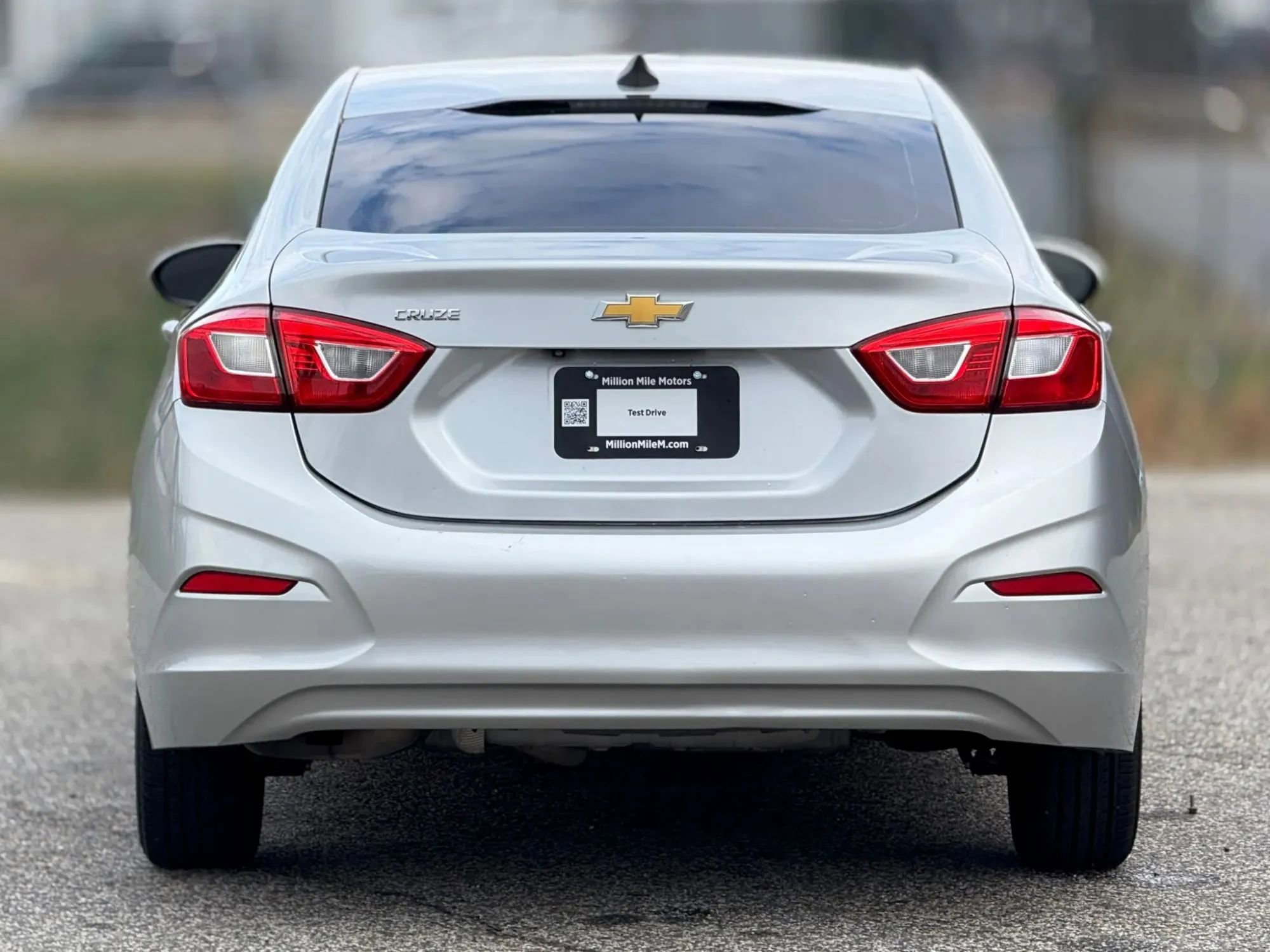 Used 2018 Chevrolet Cruze LS FWD image 4