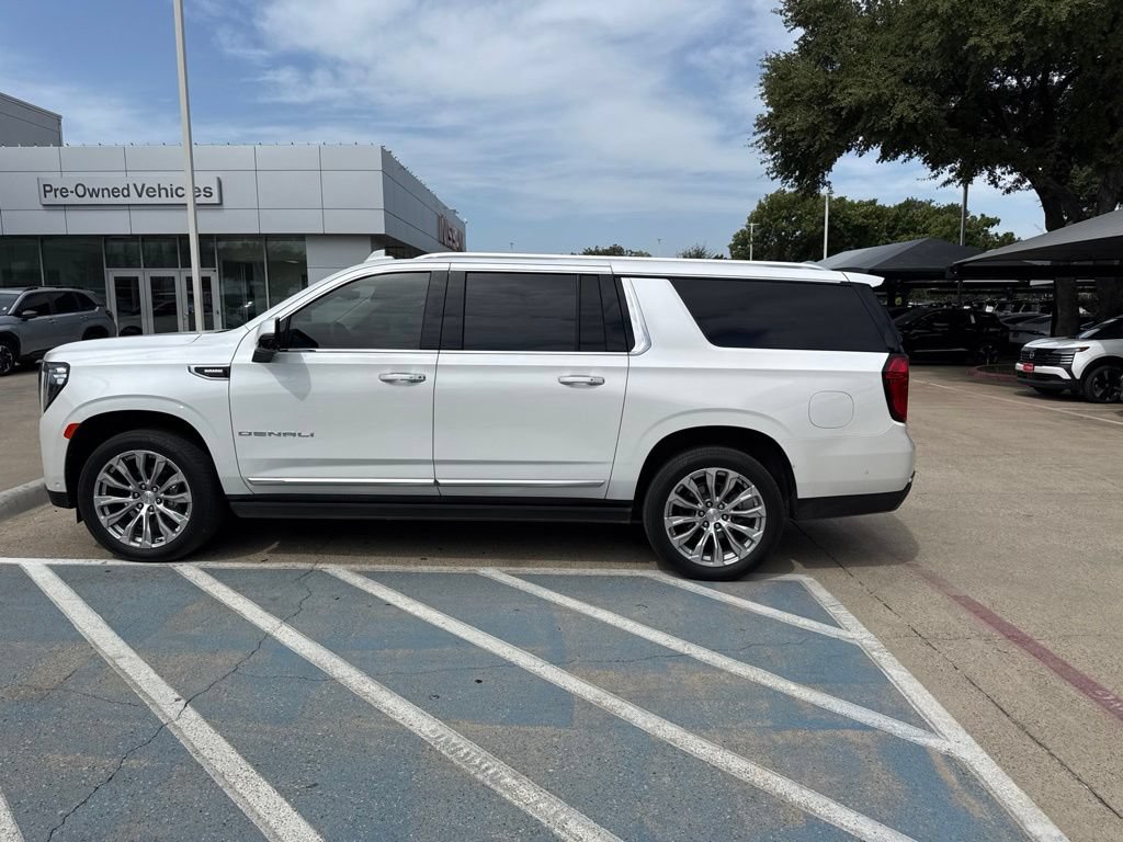 Used 2024 GMC Yukon XL Denali w/ Advanced Technology Package AWD/4WD image 21