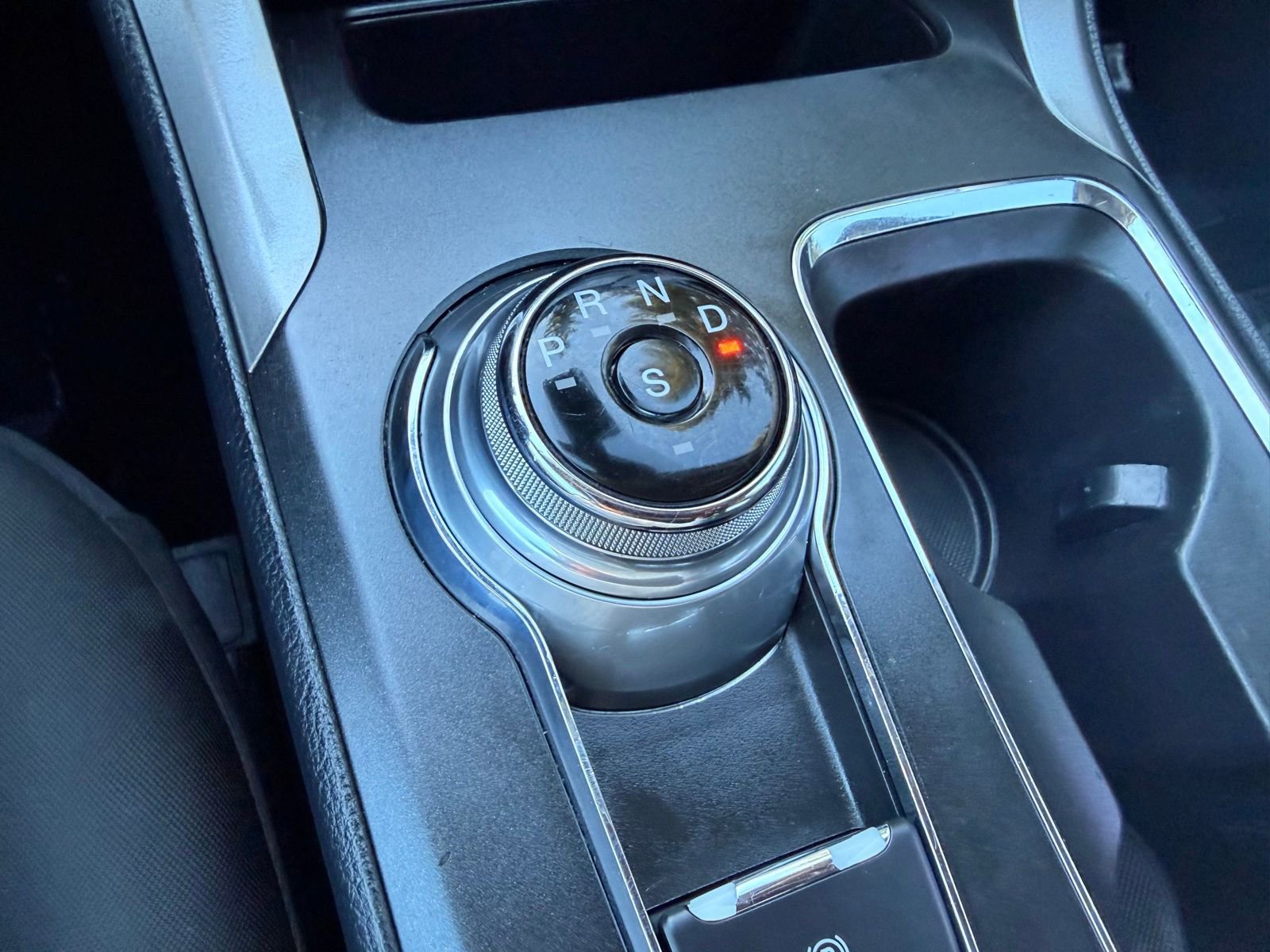 Used 2019 Ford Fusion SE image 20