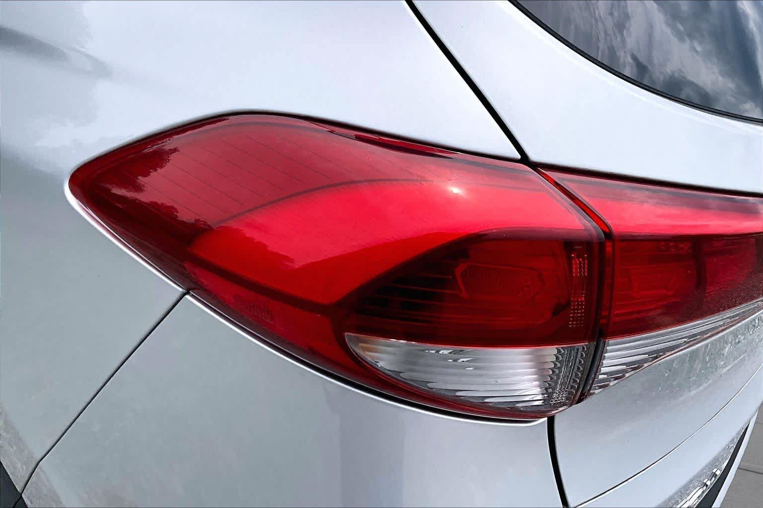 Used 2016 Hyundai Tucson Sport AWD/4WD image 29
