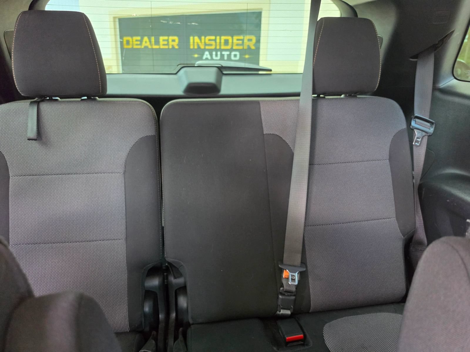 Used 2020 Chevrolet Traverse LT FWD image 13