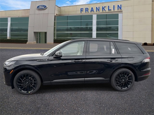 New 2026 Lincoln Aviator Reserve image 4