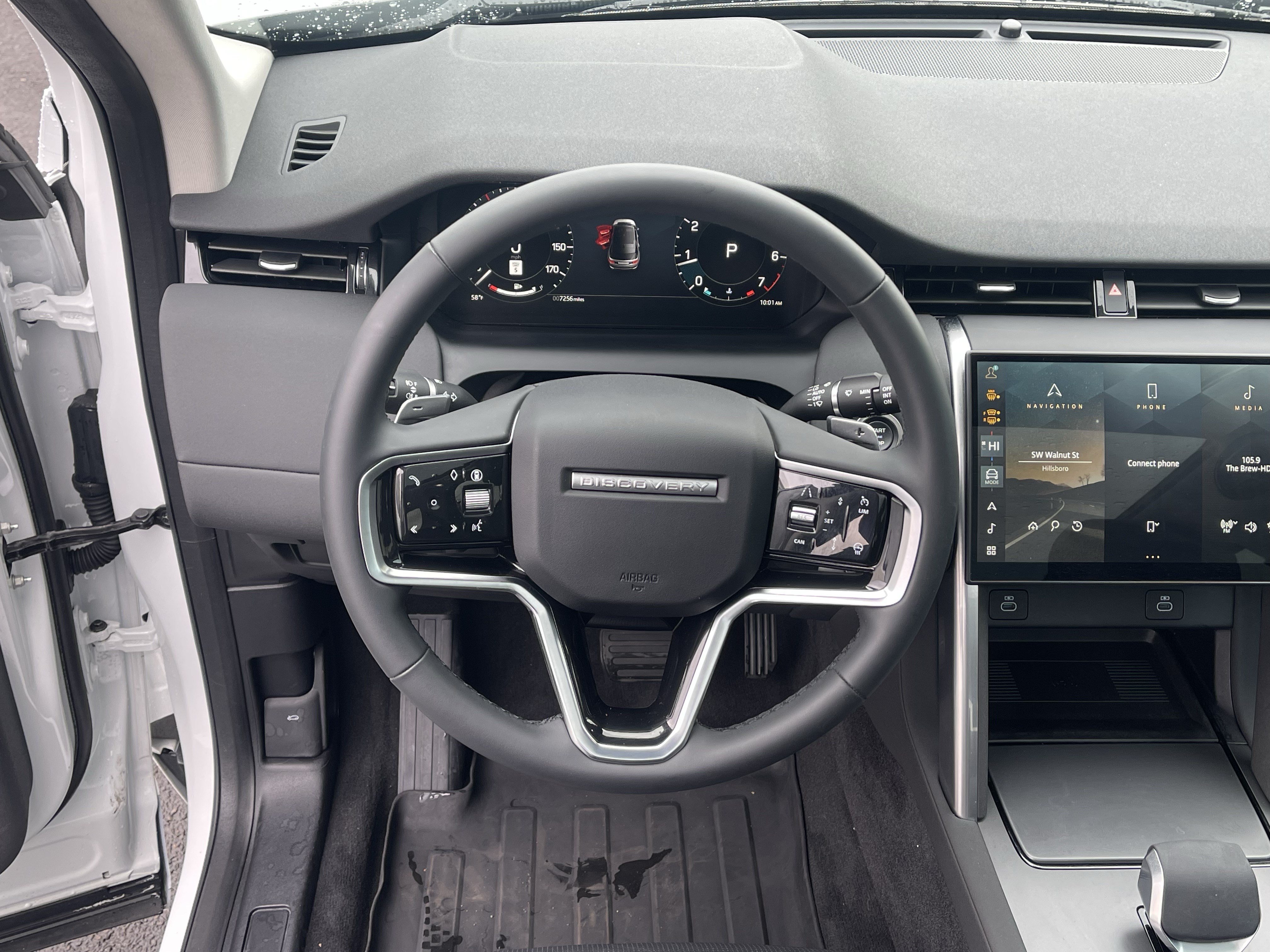 Used 2025 Land Rover Discovery Sport S AWD/4WD image 13
