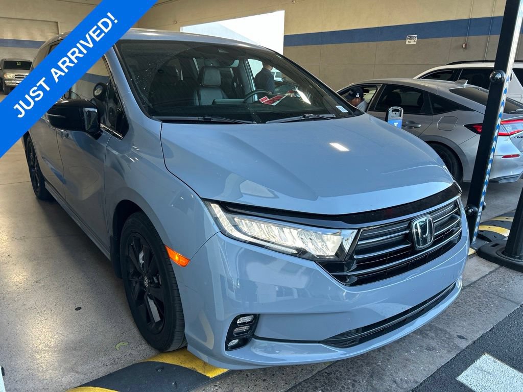 Used 2024 Honda Odyssey Sport image 2